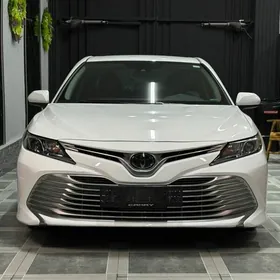 Toyota Camry 2020