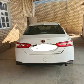 Toyota Camry 2020