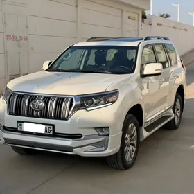Toyota Land Cruiser Prado 2023