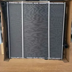E53 X5 BMW RADIATOR