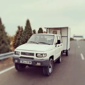 UAZ Profi 1998