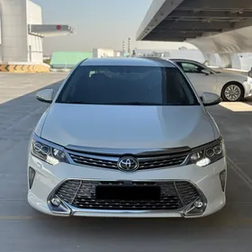 Toyota Camry 2017