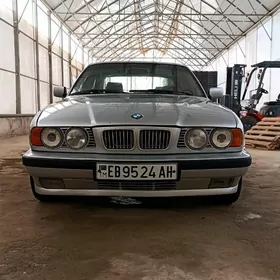 BMW 525 1992