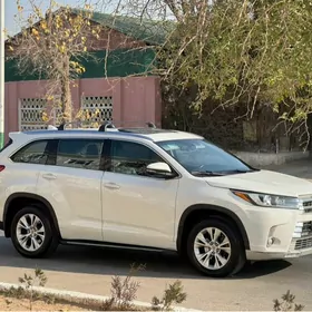 Toyota Highlander 2015
