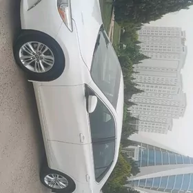 Toyota Camry 2015