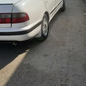 Toyota Corona 1995