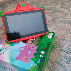 Planşet G-vill g88. Планшет