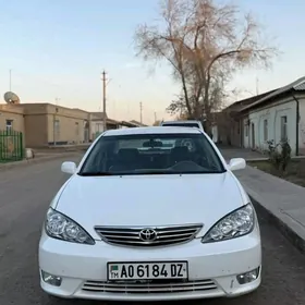 Toyota Camry 2003