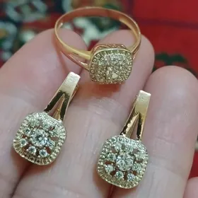 gyzyl komplekt turkinki