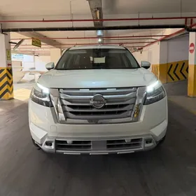 Nissan Pathfinder 2022