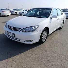 Toyota Camry 2004