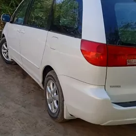 Toyota Sienna 2005