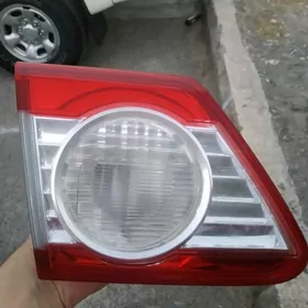 Corolla 11-13 yzky fara