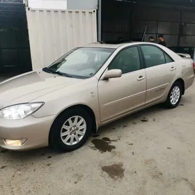 Toyota Camry 2003
