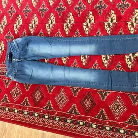 джинсы.  djinsy