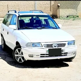 Opel Astra 1995