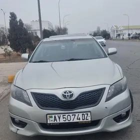 Toyota Camry 2011