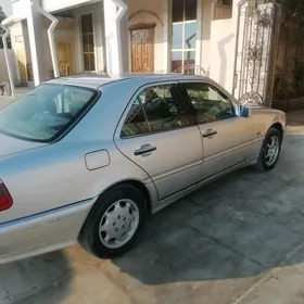 Mercedes-Benz C-Class 1996