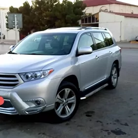 Toyota Highlander 2011