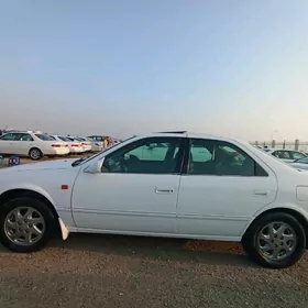 Toyota Camry 1997