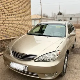 Toyota Camry 2003