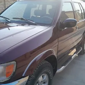 Nissan Pathfinder 1998