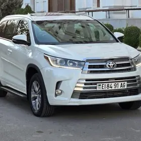 Toyota Highlander 2016
