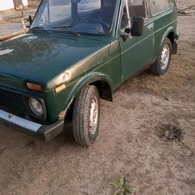 Lada Niva 1986