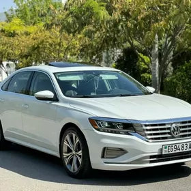 Volkswagen Passat 2021