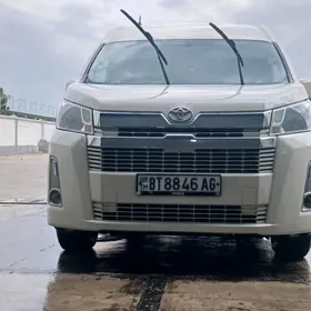 Toyota Hiace 2019