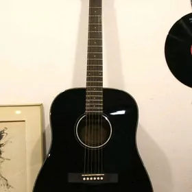 Гитара акустика