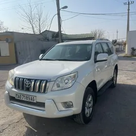 Toyota Land Cruiser Prado 2012