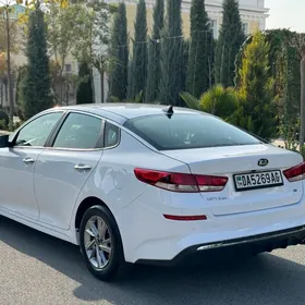 Kia Optima 2020