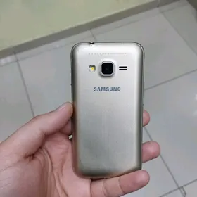 Samsung J 1 mini
