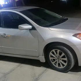 Nissan Altima 2009