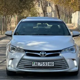Toyota Camry 2015
