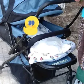 Детская коляска