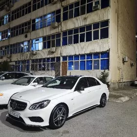 Mercedes-Benz E350 2010