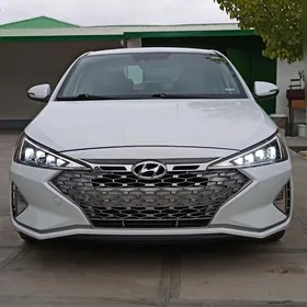Hyundai Elantra 2020