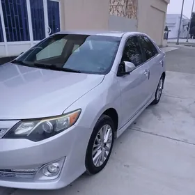 Toyota Camry 2013