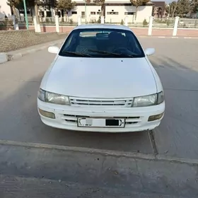 Toyota Carina 1992