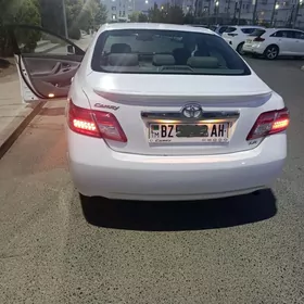 Toyota Camry 2010