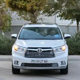 Toyota Highlander 2016