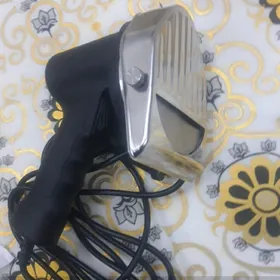 Dönerin etini keyan pyçak