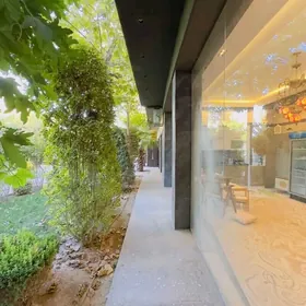 Arenda Gökje komnat