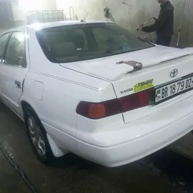 Toyota Camry 1999