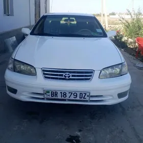 Toyota Camry 1999
