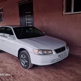 Toyota Camry 1999