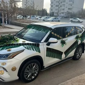 maşyn bezegleri- оформление