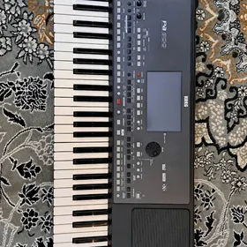 Korg pa 600